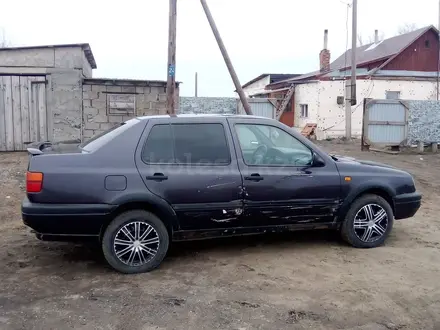 Volkswagen Vento 1992 года за 850 000 тг. в Павлодар – фото 2