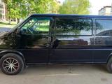 Volkswagen Transporter 2003 года за 7 000 000 тг. в Астана