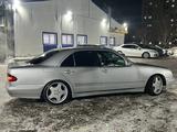 Mercedes-Benz E 320 2000 годаүшін5 800 000 тг. в Семей – фото 4