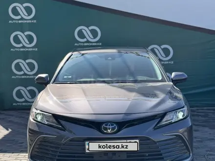 Toyota Camry 2023 года за 14 500 000 тг. в Алматы – фото 2