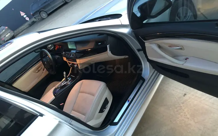 BMW 528 2013 года за 10 800 000 тг. в Шымкент