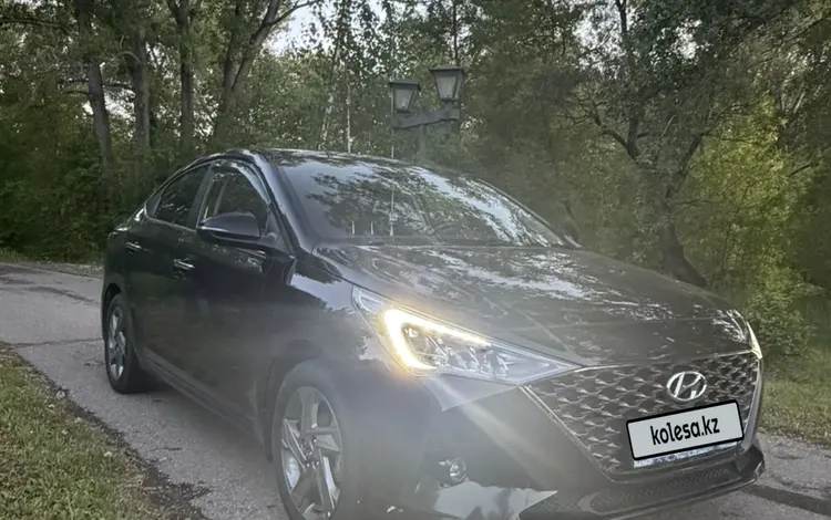 Hyundai Accent 2021 года за 7 800 000 тг. в Усть-Каменогорск