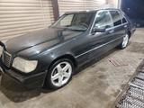 Mercedes-Benz S 320 1996 года за 3 500 000 тг. в Караганда