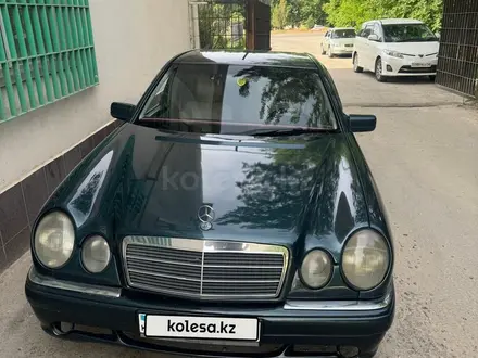 Mercedes-Benz E 240 1999 года за 2 600 000 тг. в Тараз – фото 5