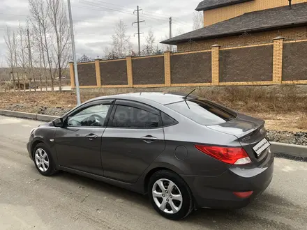 Hyundai Accent 2013 года за 5 000 000 тг. в Актобе – фото 4