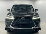 Lexus LX 570 2020 года за 44 000 000 тг. в Алматы – фото 2