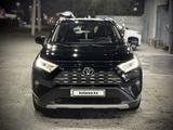 Toyota RAV4 2021 годаүшін14 800 000 тг. в Шымкент