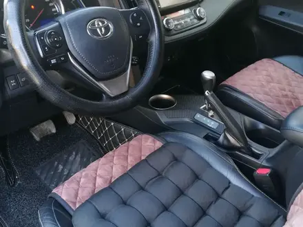 Toyota RAV4 2015 года за 12 000 000 тг. в Астана – фото 24