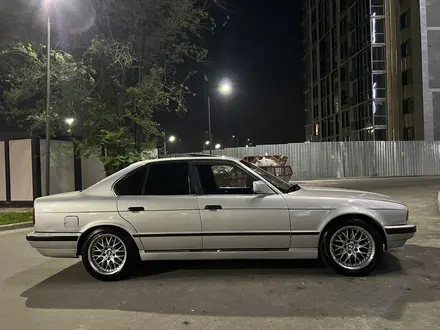 BMW 525 1990 года за 1 950 000 тг. в Алматы – фото 5