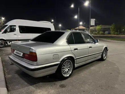 BMW 525 1990 года за 1 950 000 тг. в Алматы – фото 12