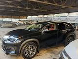Lexus NX 200 2018 годаfor17 000 000 тг. в Семей