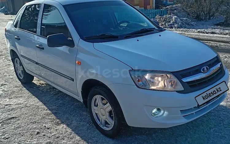ВАЗ (Lada) Granta 2190 2013 годаүшін2 200 000 тг. в Семей