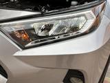 Toyota RAV4 2020 года за 12 400 000 тг. в Атырау – фото 4