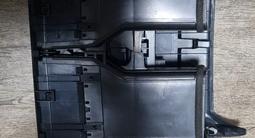 Дефлектор передней панели с часами Оригинал за 25 000 тг. в Алматы – фото 3