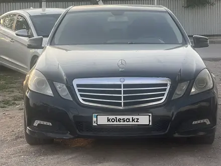 Mercedes-Benz E 300 2010 года за 6 800 000 тг. в Алматы – фото 4