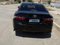 Toyota Camry 2021 года за 7 800 000 тг. в Актау – фото 3