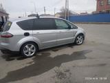 Ford S-Max 2007 года за 1 800 000 тг. в Атырау – фото 2