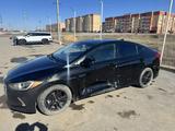 Hyundai Elantra 2017 годаүшін3 500 000 тг. в Актобе – фото 2