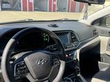 Hyundai Elantra 2017 годаүшін3 500 000 тг. в Актобе – фото 5