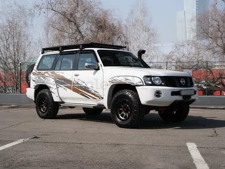Nissan Patrol 2022 года за 52 384 600 тг. в Алматы – фото 18