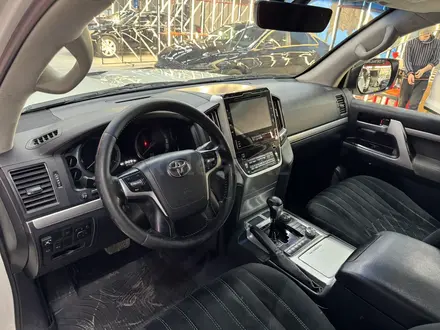 Toyota Land Cruiser 2015 года за 27 050 000 тг. в Актау – фото 12