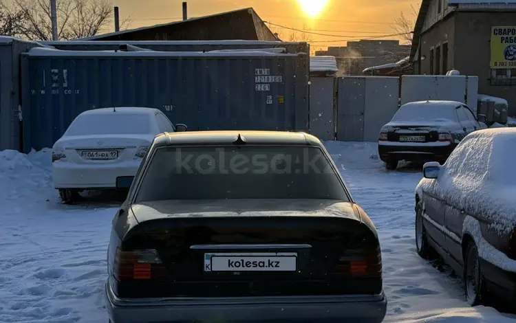 Mercedes-Benz E 220 1995 года за 1 000 000 тг. в Астана