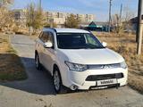 Mitsubishi Outlander 2013 года за 7 200 000 тг. в Семей