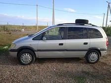 Opel Zafira, 2001