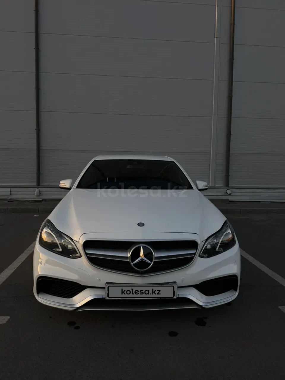 Mercedes-Benz E-Class, 2015