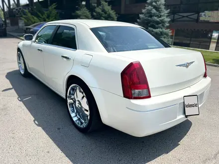 Chrysler 300C 2006 года за 6 300 000 тг. в Астана – фото 10