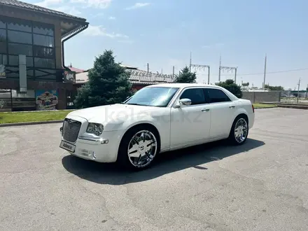 Chrysler 300C 2006 года за 6 300 000 тг. в Астана – фото 7