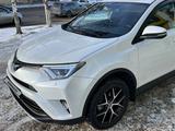 Toyota RAV4 2018 годаfor11 900 000 тг. в Костанай – фото 4