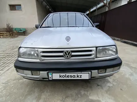 Volkswagen Vento 1994 года за 1 400 000 тг. в Кызылорда – фото 13