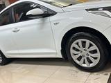 Hyundai Accent 2019 года за 7 800 000 тг. в Алматы – фото 2