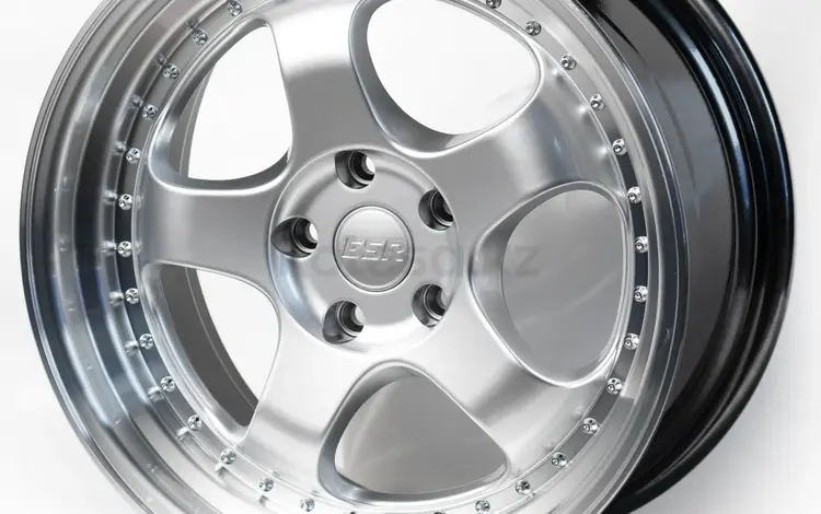 KS089 R18 5x114.3 9.5J за 280 000 тг. в Алматы