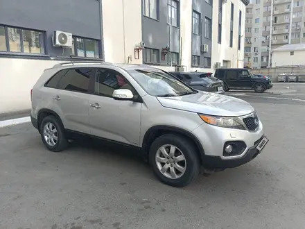 Kia Sorento 2012 года за 8 000 000 тг. в Астана – фото 2
