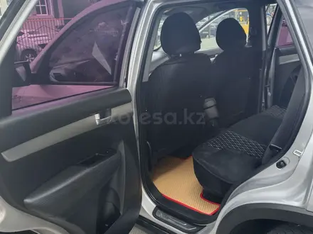 Kia Sorento 2012 года за 8 000 000 тг. в Астана – фото 5
