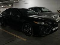 Toyota Camry 2019 годаfor11 300 000 тг. в Астана