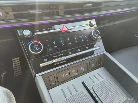 Hyundai Santa Fe Calligraphy 2.5T 2023 года за 22 900 000 тг. в Алматы – фото 13