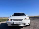 Toyota Camry 2000 годаүшін2 400 000 тг. в Экибастуз
