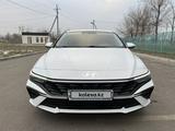 Hyundai Elantra 2023 года за 9 500 000 тг. в Тараз – фото 2