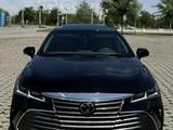 Toyota Avalon 2021 года за 17 900 000 тг. в Атырау – фото 2