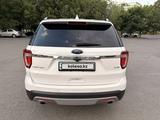 Ford Explorer 2017 года за 12 500 000 тг. в Тараз – фото 4