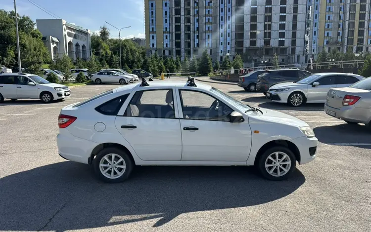 ВАЗ (Lada) Granta 2190 2015 года за 2 499 999 тг. в Алматы