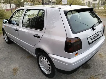 Volkswagen Golf 1996 года за 3 300 000 тг. в Алматы – фото 4