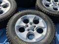 Шины Goodyear Wrangler 265.60.18. Диски Jeep R18x7.5for11 777 тг. в Уральск