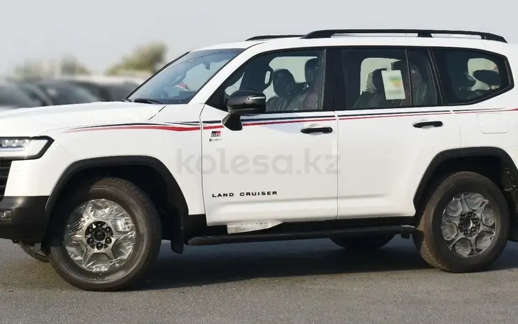 Toyota Land Cruiser GR Sport 2025 годаүшін64 000 000 тг. в Семей