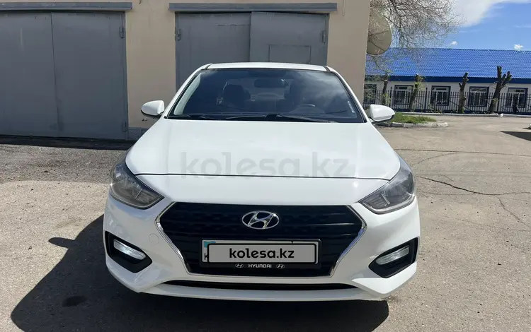 Hyundai Accent 2018 года за 6 500 000 тг. в Усть-Каменогорск