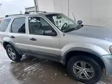 Ford Escape, 2004