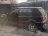 Volkswagen Golf 1994 года за 650 000 тг. в Семей